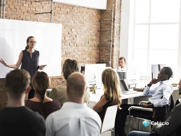 Treinamento em Apresentação de Projetos Acadêmicos