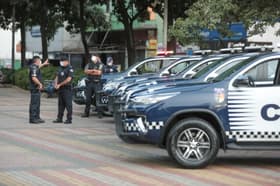 É uma imagem do post com o título Concurso Guarda de Barueri SP: edital é publicado com 45 vagas