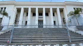 É uma imagem do post com o título Câmara de Bauru SP prorroga inscrições de concurso com 7 vagas