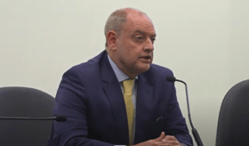 É uma imagem do post com o título Concurso TJ RJ: presidente confirma 1,2 mil nomeações até março