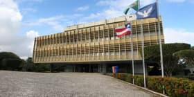 É uma imagem do post com o título Concurso Sefaz BA: novo edital é autorizado para auditor e agente