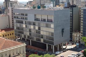 É uma imagem do post com o título TJ RS publicará novo edital de concurso para técnicos e analistas