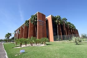 É uma imagem do post com o título Sai edital do concurso TJ TO com sete vagas para juiz substituto