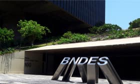 É uma imagem do post com o título Concurso BNDES: portaria amplia quadro para 2.840 vagas