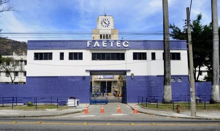 Fachada do campus da Faetec (Foto: Divulgação/PGE RJ)