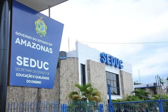 É uma imagem do post com o título Seduc AM publica novos editais com 3.658 vagas para professor