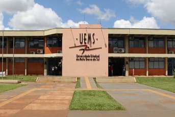 É uma imagem do post com o título UEMS anuncia nova oportunidades em Paranaíba