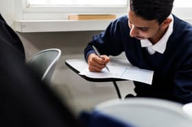 É uma imagem do post com o título UnB abre seleção para professor substituto em Estatística
