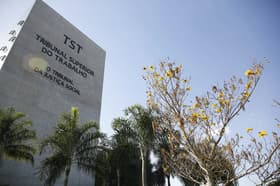 É uma imagem do post com o título Concurso TST: gabaritos das provas saem nesta terça, 23