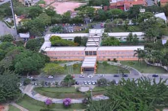 É uma imagem do post com o título Contagem MG abre concurso com 420 vagas efetivas em vários cargos