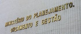 É uma imagem do post com o título Concurso MPO: banca definida para cargo de APO; serão 100 vagas