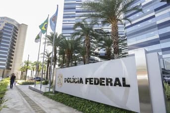É uma imagem do post com o título Concurso PF Policial: candidatos falam sobre o nível da prova