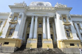 É uma imagem do post com o título Concurso TJ PE forma comissão para novo edital de juiz