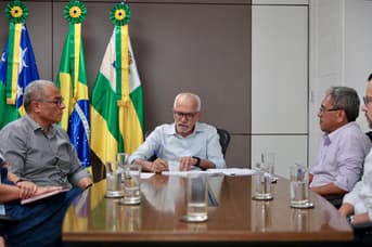 É uma imagem do post com o título Concurso Aracaju SE: prefeito autoriza 425 vagas para Educação