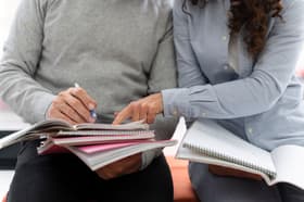 É uma imagem do post com o título IFC abre concurso de professor substituto em Gestão e Linguística