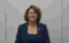 É uma imagem do post com o título Ebserh quer concursos a cada dois anos e diretora explica lotação