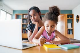 É uma imagem do post com o título Como estudar para concurso com filho pequeno