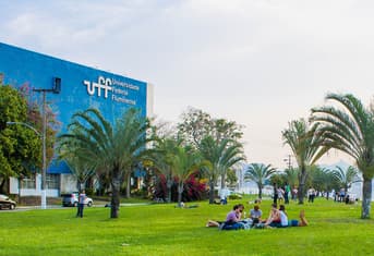 É uma imagem do post com o título Concursos Universidades RJ terão mais de 90 vagas para assistente