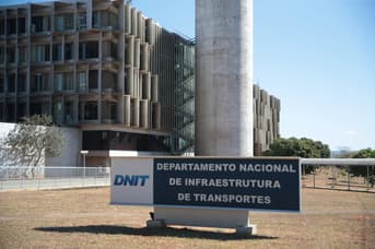 É uma imagem do post com o título Concurso DNIT: conheça a carreira de analista administrativo