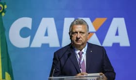 É uma imagem do post com o título Concurso Caixa: presidente prevê 1.200 admissões até dezembro