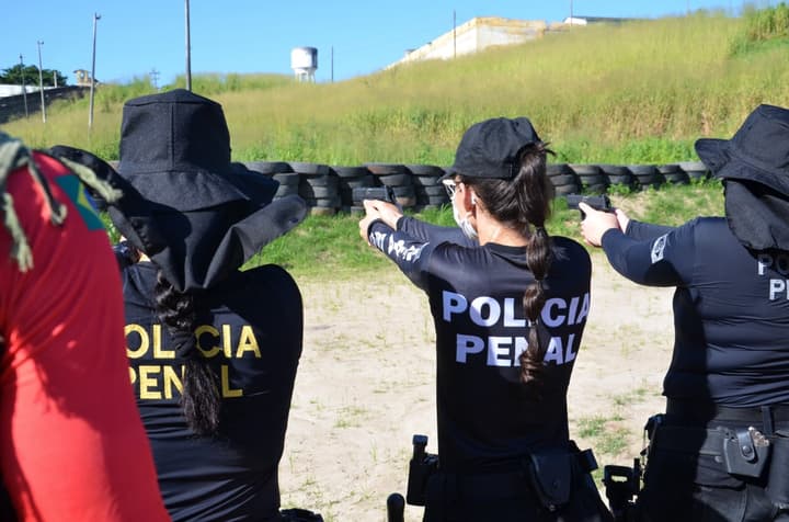 Policiais penais do ceará em atividade de tiro