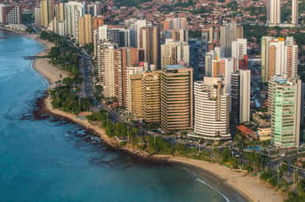 É uma imagem do post com o título Concursos CE: Alece aprova criação de mais de 900 vagas