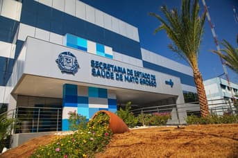 É uma imagem do post com o título Concurso SES MT: edital é publicado com mais de 400 vagas no CR