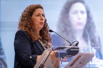 É uma imagem do post com o título Ministra confirma novos concursos federais e 2ª edição do CNU
