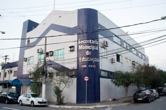 É uma imagem do post com o título Concurso Volta Redonda RJ: sai edital com 61 vagas efetivas