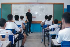 É uma imagem do post com o título SME Rio publica novo edital com 519 vagas para professores