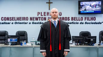 É uma imagem do post com o título Concurso TCE MA: presidente anuncia novidades do novo edital