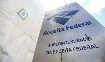 É uma imagem do post com o título Concurso Receita Federal está sendo avaliado para 2024, diz Dweck