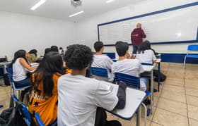 É uma imagem do post com o título Com novo concurso Seeduc RJ previsto, mais 596 são nomeados