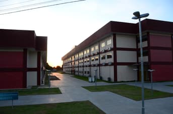 É uma imagem do post com o título UFRR anuncia novo concurso com vagas para professor substituto