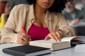 É uma imagem do post com o título UFMG abre concurso para professor de Projetos Mecânicos