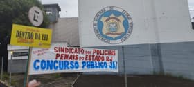 É uma imagem do post com o título Concurso Polícia Penal RJ: categoria cobra chamadas e novo edital