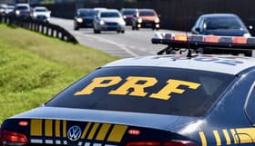 É uma imagem do post com o título Concurso PRF Administrativo: edital é solicitado com 248 vagas