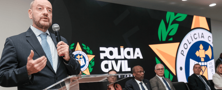 Governador em exercício do Rio de Janeiro, Ricardo Couto, em evento da Polícia Civil