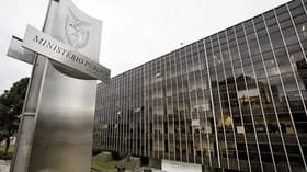 É uma imagem do post com o título Concurso MP PR: veja relação de inscritos para vagas de promotor