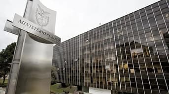 É uma imagem do post com o título Concurso MP PR: veja relação de inscritos para vagas de promotor