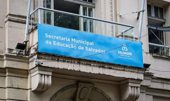 É uma imagem do post com o título Concurso Salvador BA: sai autorização para 130 vagas na Educação