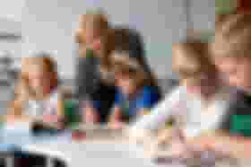É uma imagem do post com o título Primavera de Rondônia abre seleção para cuidador de alunos