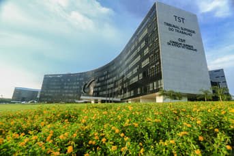 É uma imagem do post com o título Concursos TRTs: Conselho discute autorizações de mais provimentos