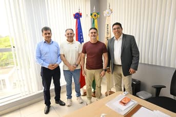É uma imagem do post com o título Concurso CGM Manaus AM: prefeito anuncia publicação do edital