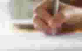 É uma imagem do post com o título Unifal MG abre vaga para Professor Substituto em Letras