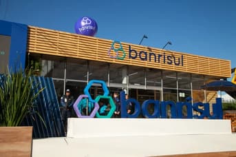 É uma imagem do post com o título Concurso Banrisul: treine para as provas com questões