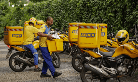 É uma imagem do post com o título Concurso Correios: "contratação da banca segue em andamento"