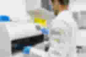 É uma imagem do post com o título Concurso Ebserh: resultado final é divulgado para 545 vagas