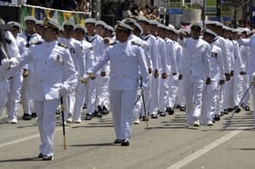É uma imagem do post com o título Marinha libera edital de concurso com vagas para praça armada