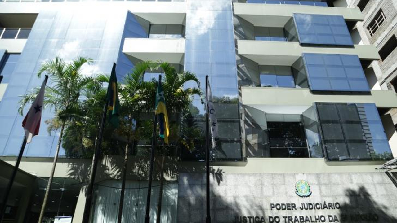 Imagem da notícia - Qconcursos Folha Dirigida
